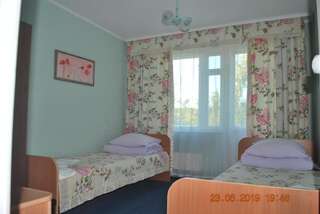 Гостиница Severnaya Zvezda Hotel Сыктывкар Улучшенный двухместный номер с 2 отдельными кроватями-3